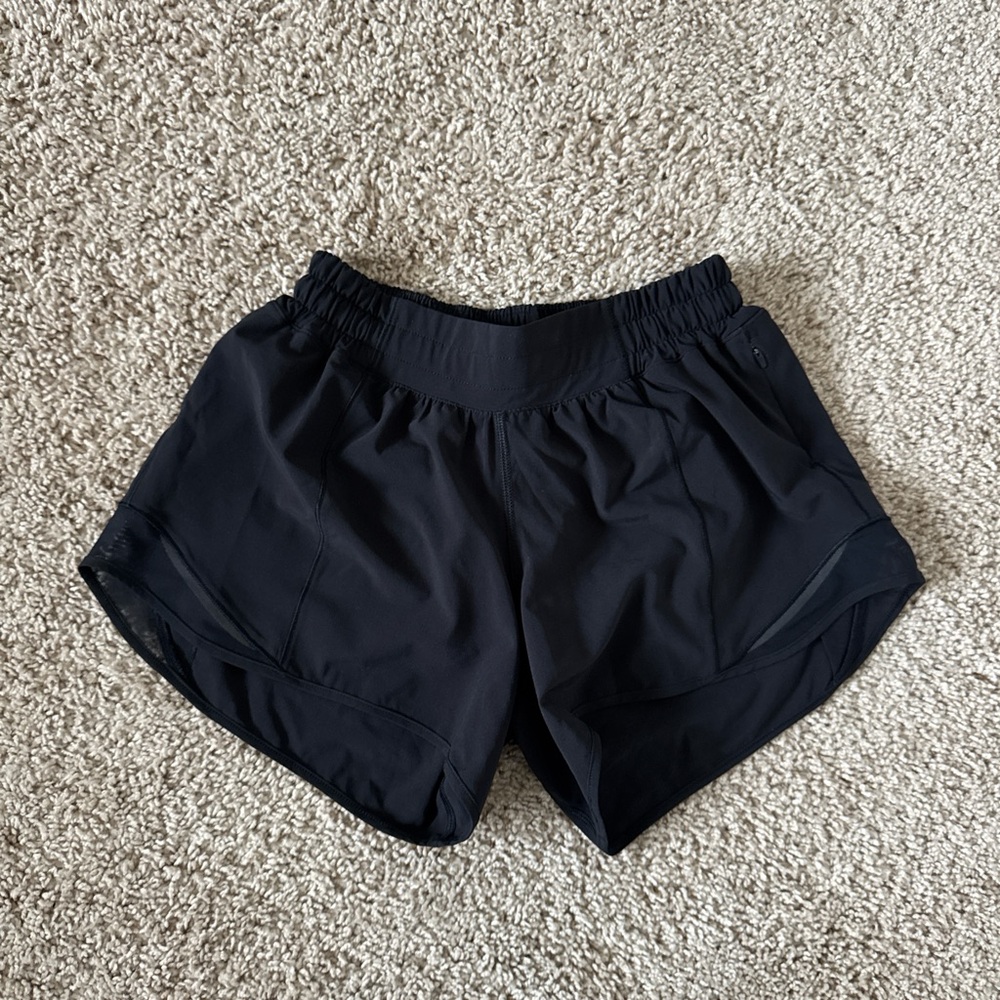 Black Lululemon hotty hot shorts